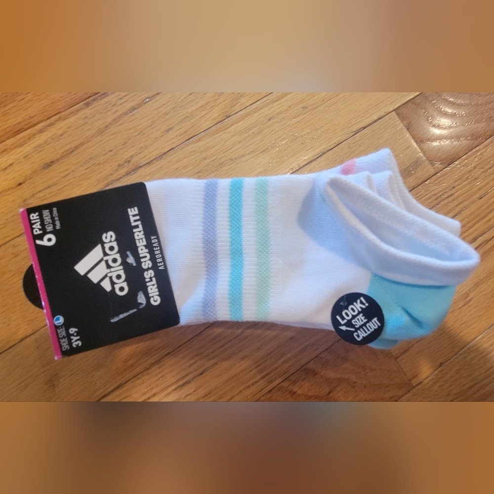 Nwt girls Adidas socks no Show size youth 3-9 large